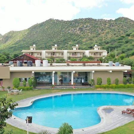 Amar Bagh Resort Pushkar Bagian luar foto