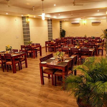 Amar Bagh Resort Pushkar Bagian luar foto