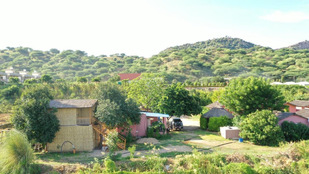 Amar Bagh Resort Pushkar Bagian luar foto