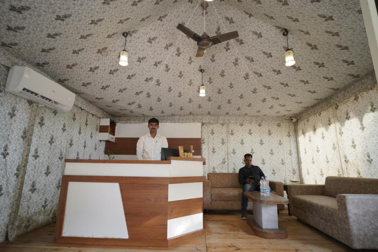 Amar Bagh Resort Pushkar Bagian luar foto