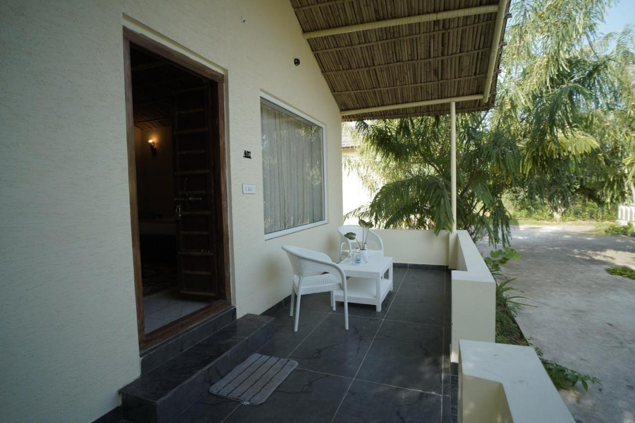 Amar Bagh Resort Pushkar Bagian luar foto