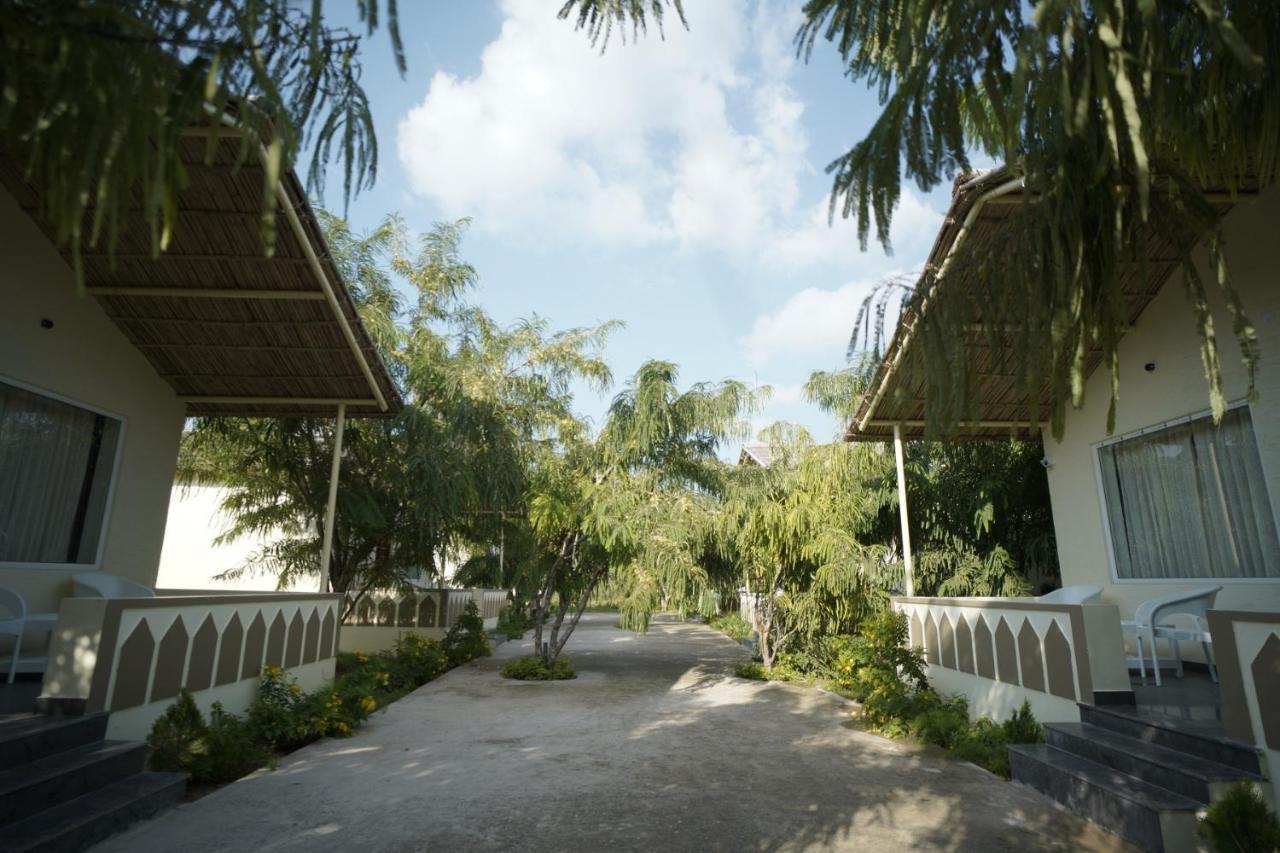Amar Bagh Resort Pushkar Bagian luar foto