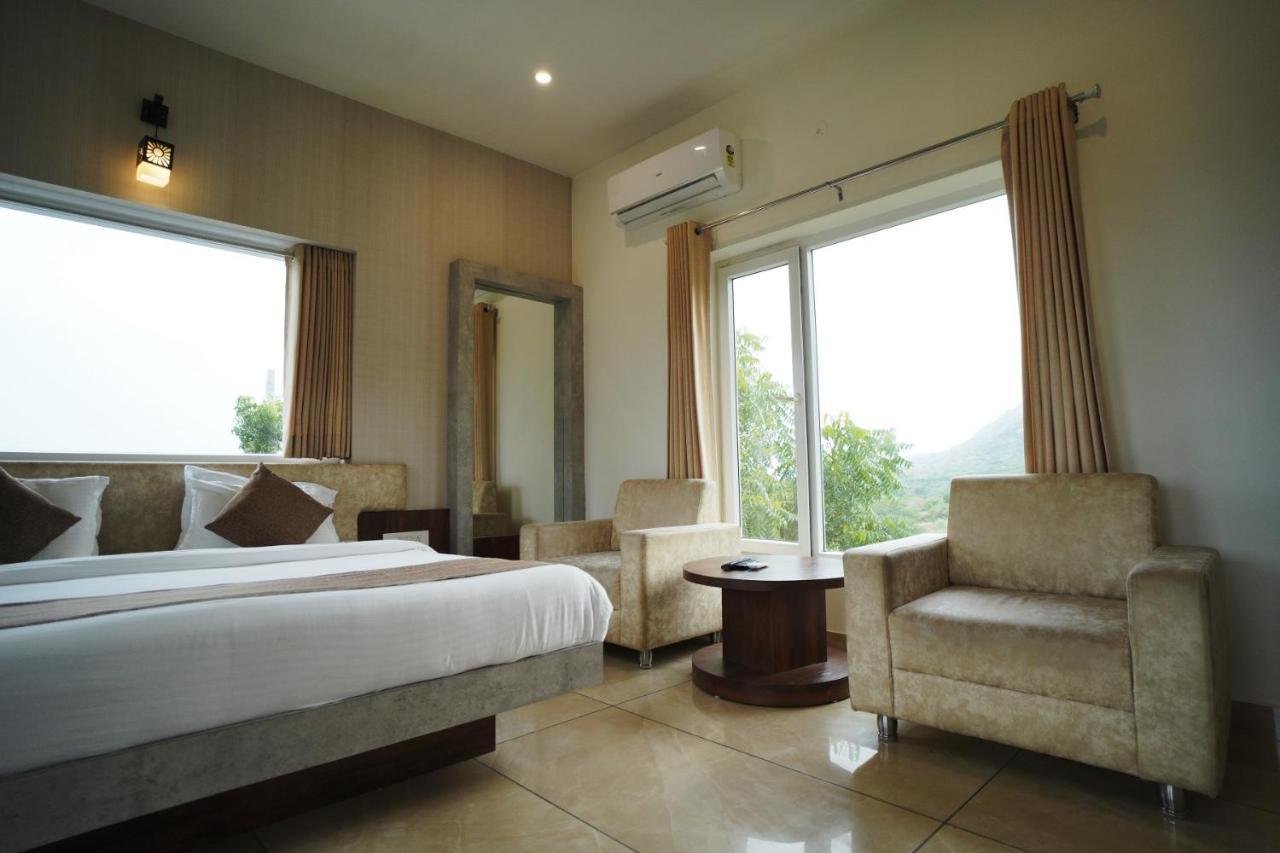 Amar Bagh Resort Pushkar Bagian luar foto