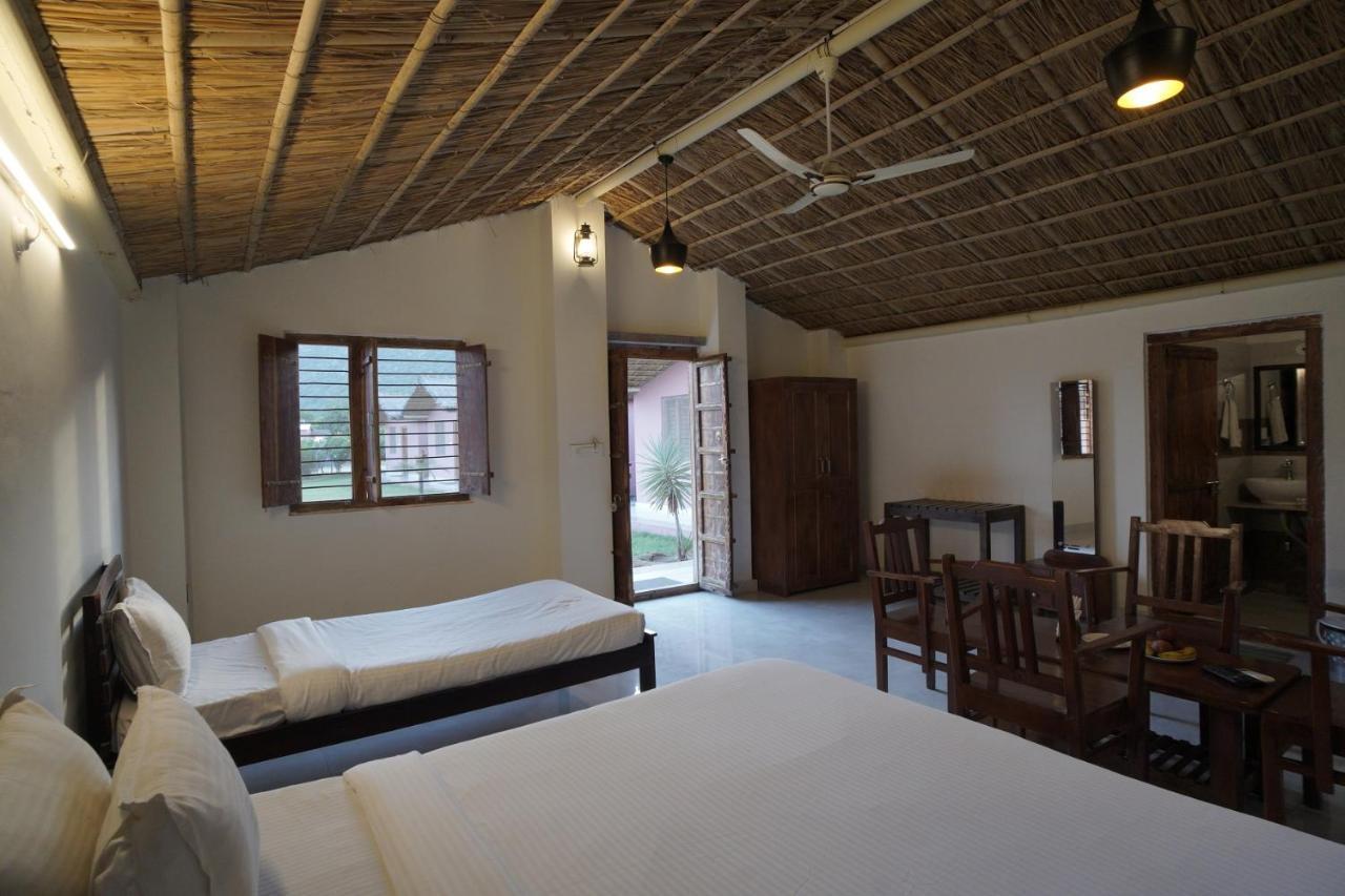 Amar Bagh Resort Pushkar Bagian luar foto
