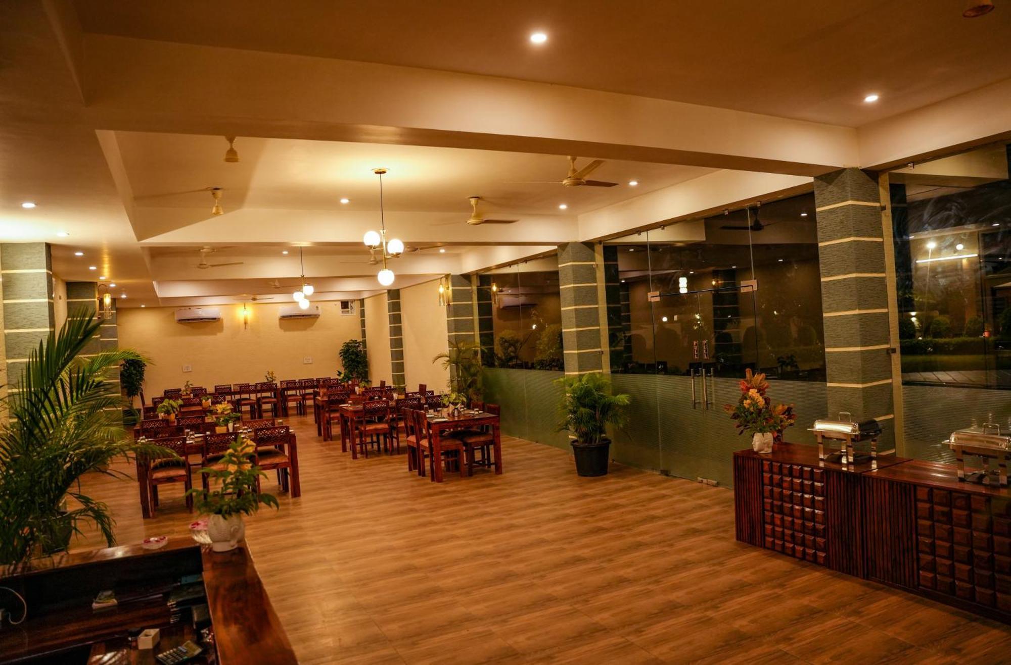 Amar Bagh Resort Pushkar Bagian luar foto